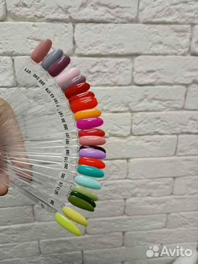 Маникюр педикюр