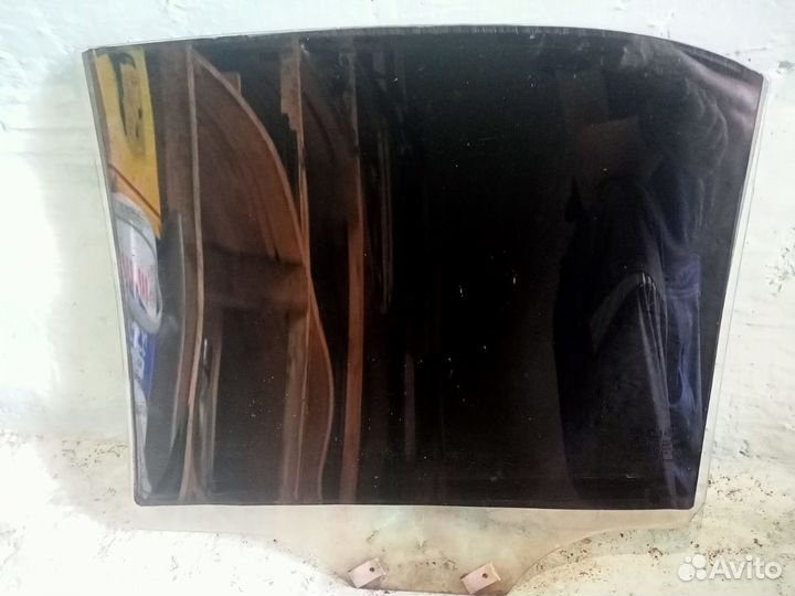 Стекло двери задней правой Hyundai Accent
