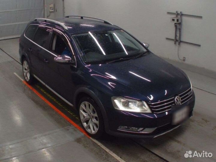 В разборе Volkswagen Passat B7 2.0 2012г. Alltrack