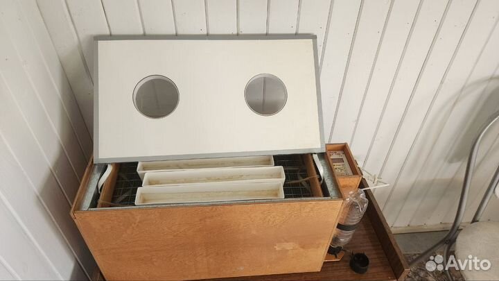 Инкубатор Блиц 120 цифровой