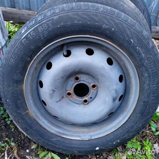 15/185/65 комплект колес