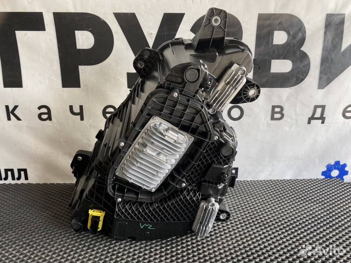 Фара правая Volvo FH5