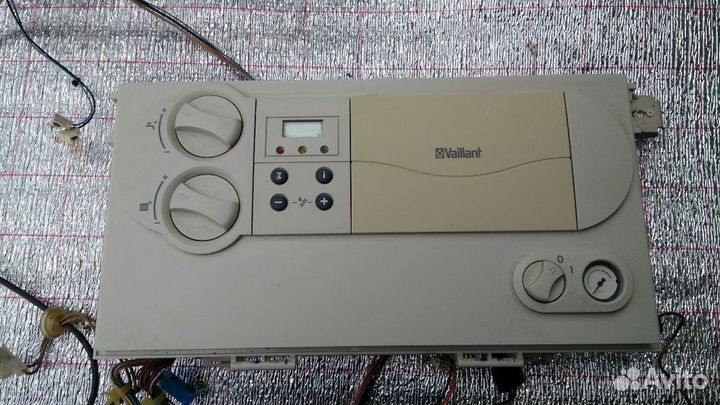 Vaillant VUW INT 242/3-3 turbo TEC pro