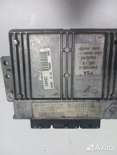 Электронный блок управления двигателем