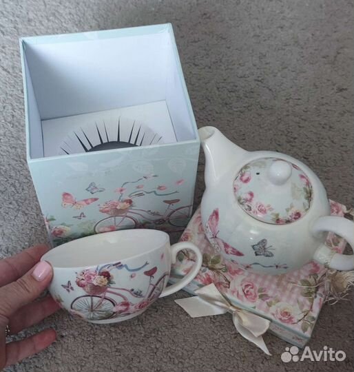 Подарочный набор чайник+чашка