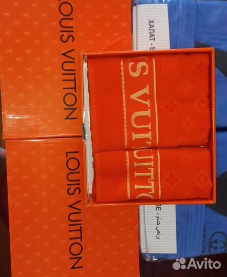 Набор брендовых полотенец