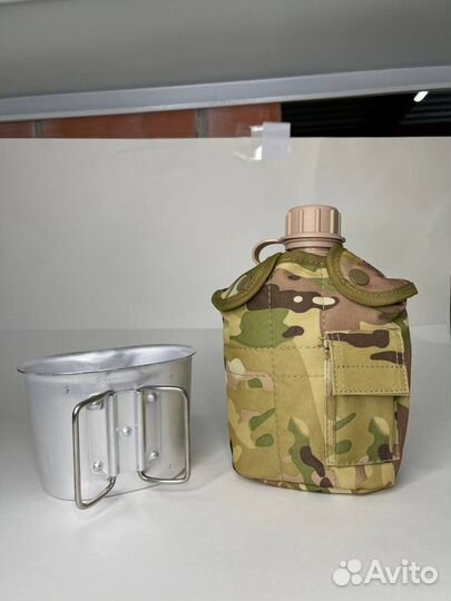 Фляжка с котелком армейская