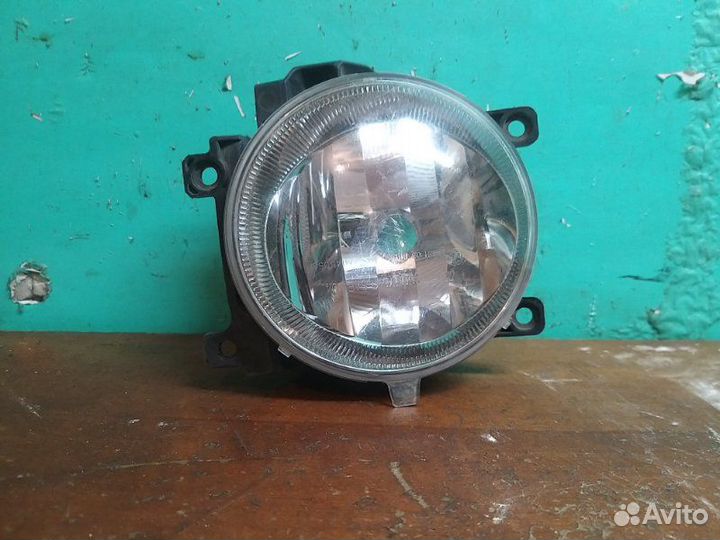Фара противотуманная передняя правая Toyota Land