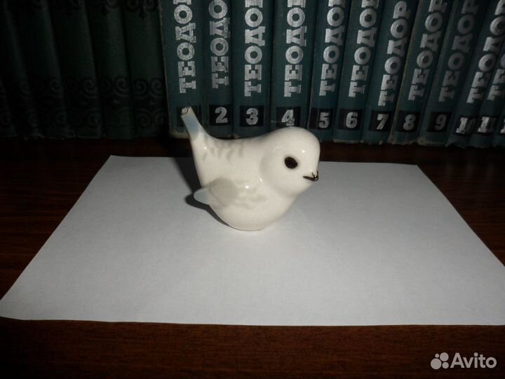 Статуэтка фарфоровая, птица Трясогузка, лфз, СССР