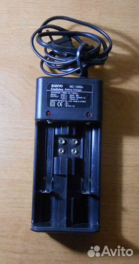 Зарядное устройство Sanyo NC-1250,Varta 57039