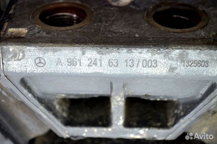 Подушка двигателя, задняя правая mercedes-benz Act