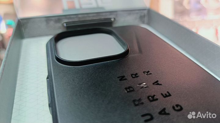 Чехол UAG Totally Black для iPhone 14 Pro MagSafe