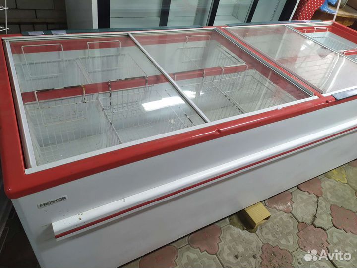 Холодильное оборудование для магазина