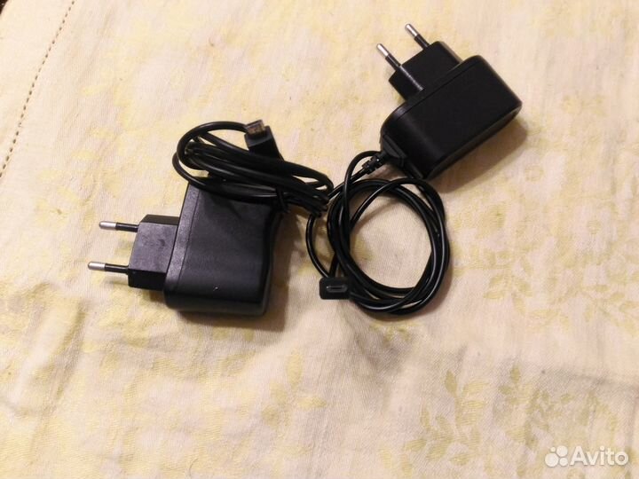 Зарядки для мобильного телефона