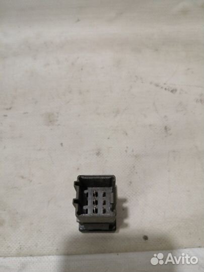 Кнопка Peugeot 406 универсал KJG4 1998