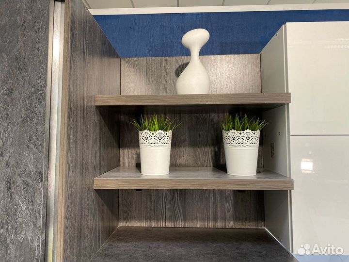 Кухни с открытыми шкафами на заказ в Саратове