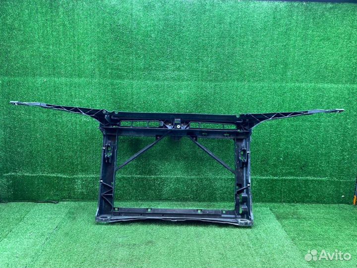 Панель радиатора телевизор skoda octavia A7 5746