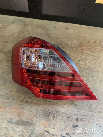 Фонарь задний Geely emgrand EC7 Лев