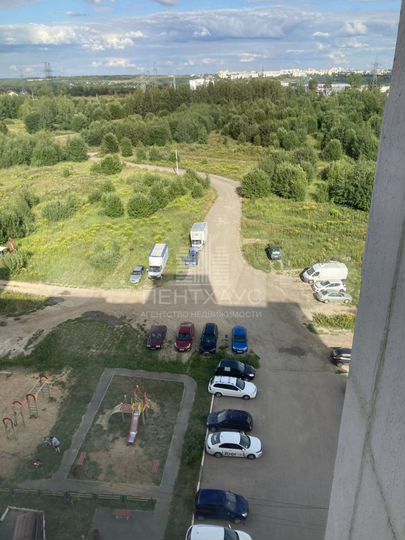 3-к. квартира, 79,8 м², 10/10 эт.