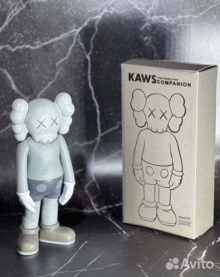 Kaws игрушка