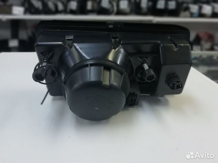 Фара ваз 2105