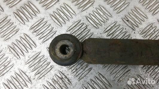 Амортизатор задний nissan navara D40 (80T02MF02)