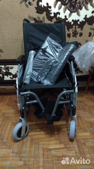 Инвалидная коляска новая