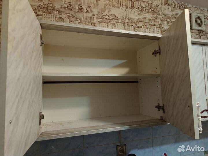 Кухонный навесной шкаф бу2 шт