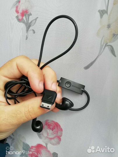 Зарядки для телефонов Nokia, Samsung, Motorola, So