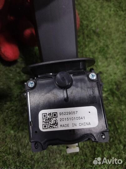 Подрулевой переключатель поворотов Chevrolet Aveo