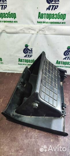 Бардачок Hyundai Solaris 1