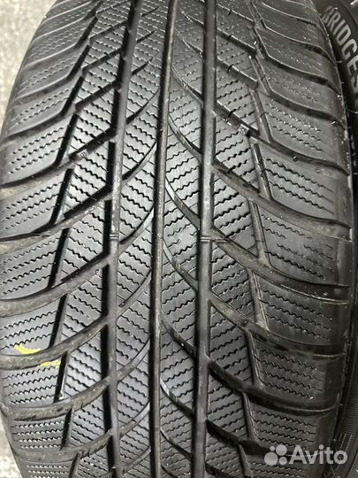 Bridgestone Blizzak LM-001 225/45 R18 95H