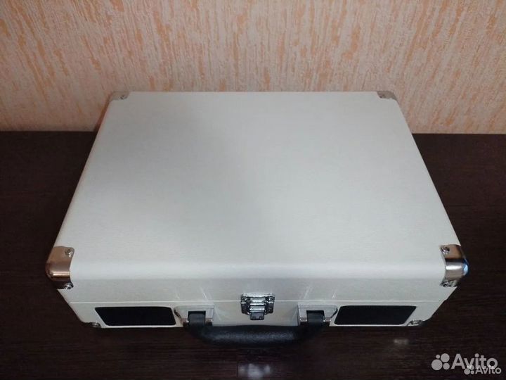 Виниловый проигрыватель Alive audio Glam