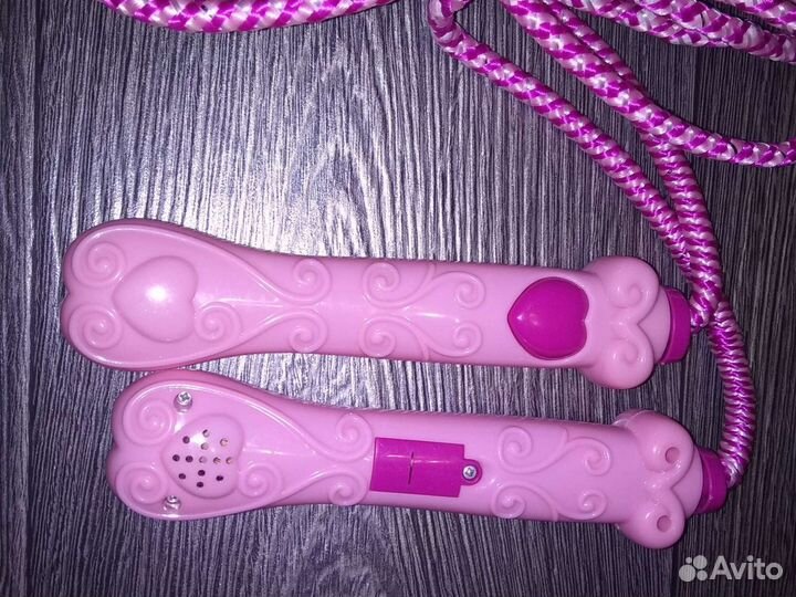 Скакалка музыкальная/Игрушка со звуковым эффектом