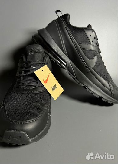 Кроссовки Nike Air Max Люкс