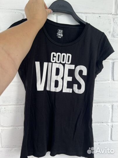 Продам вещи 44