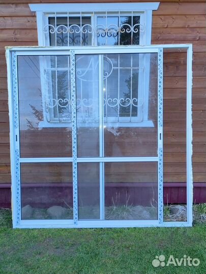 Окно-дверь раздвижное