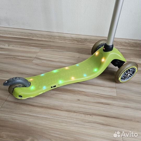 Самокат детский трехколесный глоббер