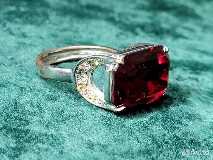 Кольцо Красный Прозрачные камни Jenavi Женави