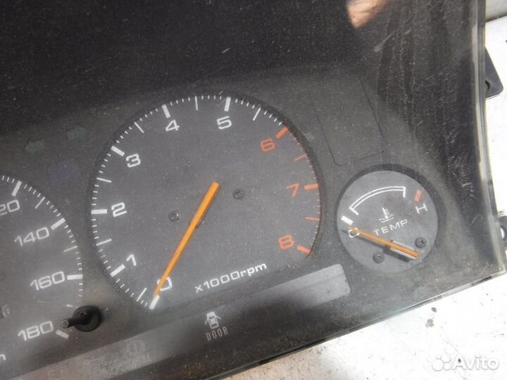 Панель приборов Mazda 626 GD