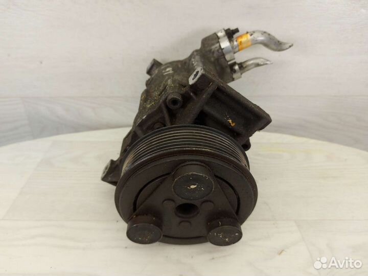 Компрессор кондиционера Nissan Note