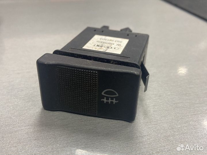 Кнопка противотуманки Ауди 80 Б3 893941503