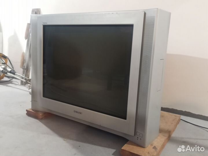 Телевизор sony trinitron