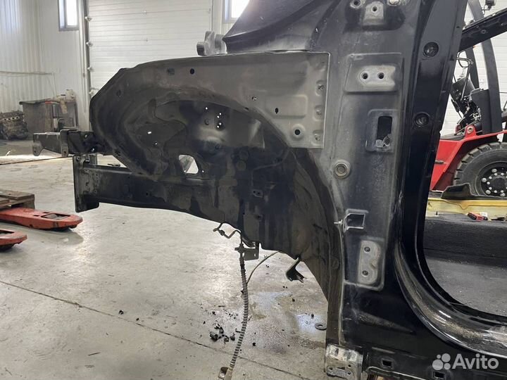 Б/У Лонжерон передний левый 646053Z000 Hyundai-KIA