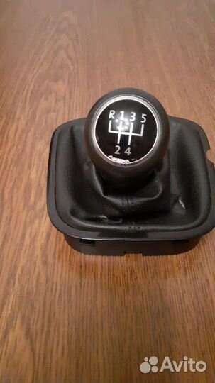 Ручка МКПП с чехлом Volkswagen Polo