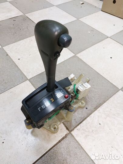 Селектор АКПП toyota Vista