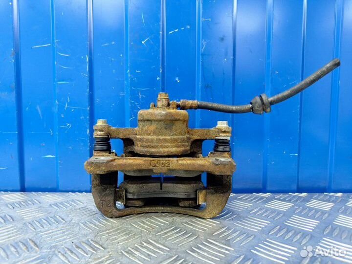 Суппорт передний правый Chevrolet Aveo T200 1.4