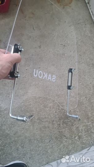 Ветровое стекло на мото