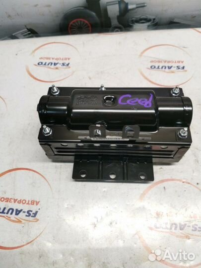 Подушка безопасности пассажира Kia Ceed 1.6 G4FC