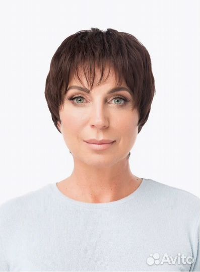 Парик женский короткий